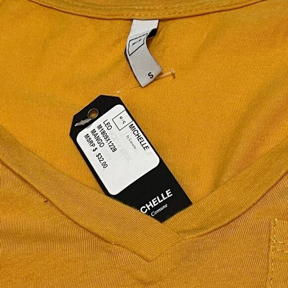 Michelle By Comune Zodiac Leo Astrology Horoscope‎ T-Shirt Mango Yellow Small - Picture 3 of 9